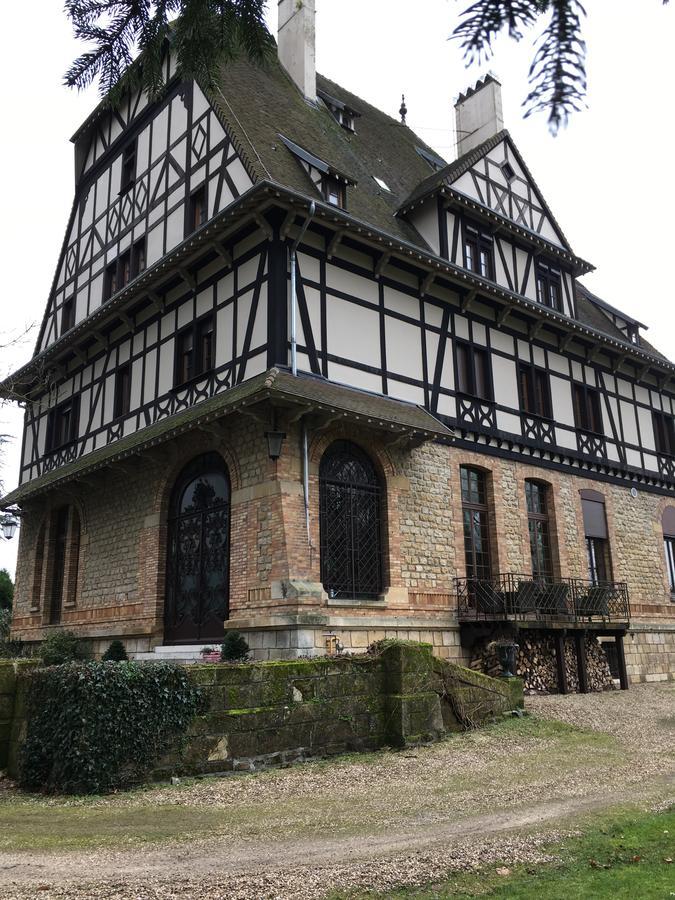 Manoir De La Graviere Bed & Breakfast Mouzon  ภายนอก รูปภาพ
